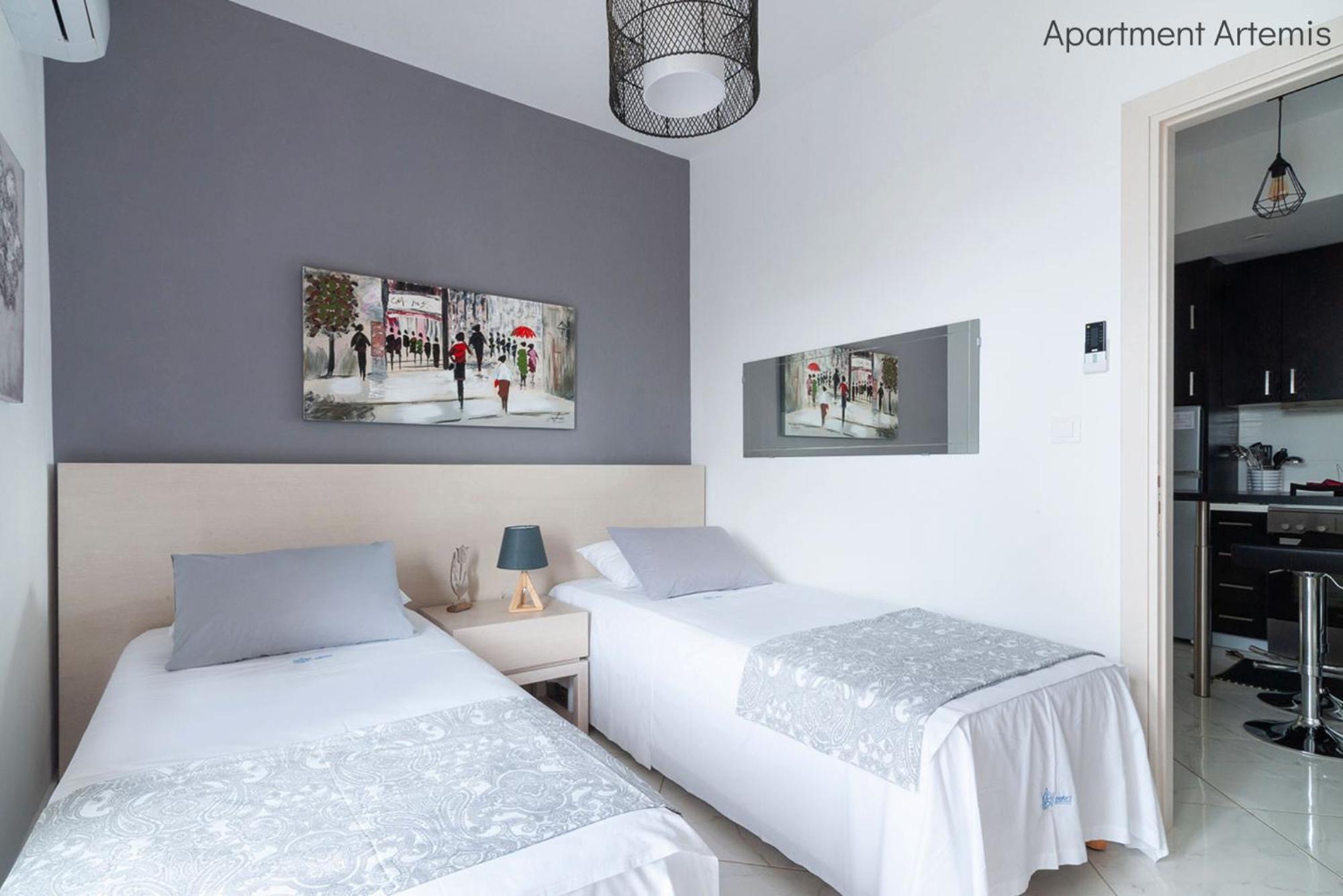 Apollo & Artemis By Heloni Apartments เอเธนส์ ภายนอก รูปภาพ