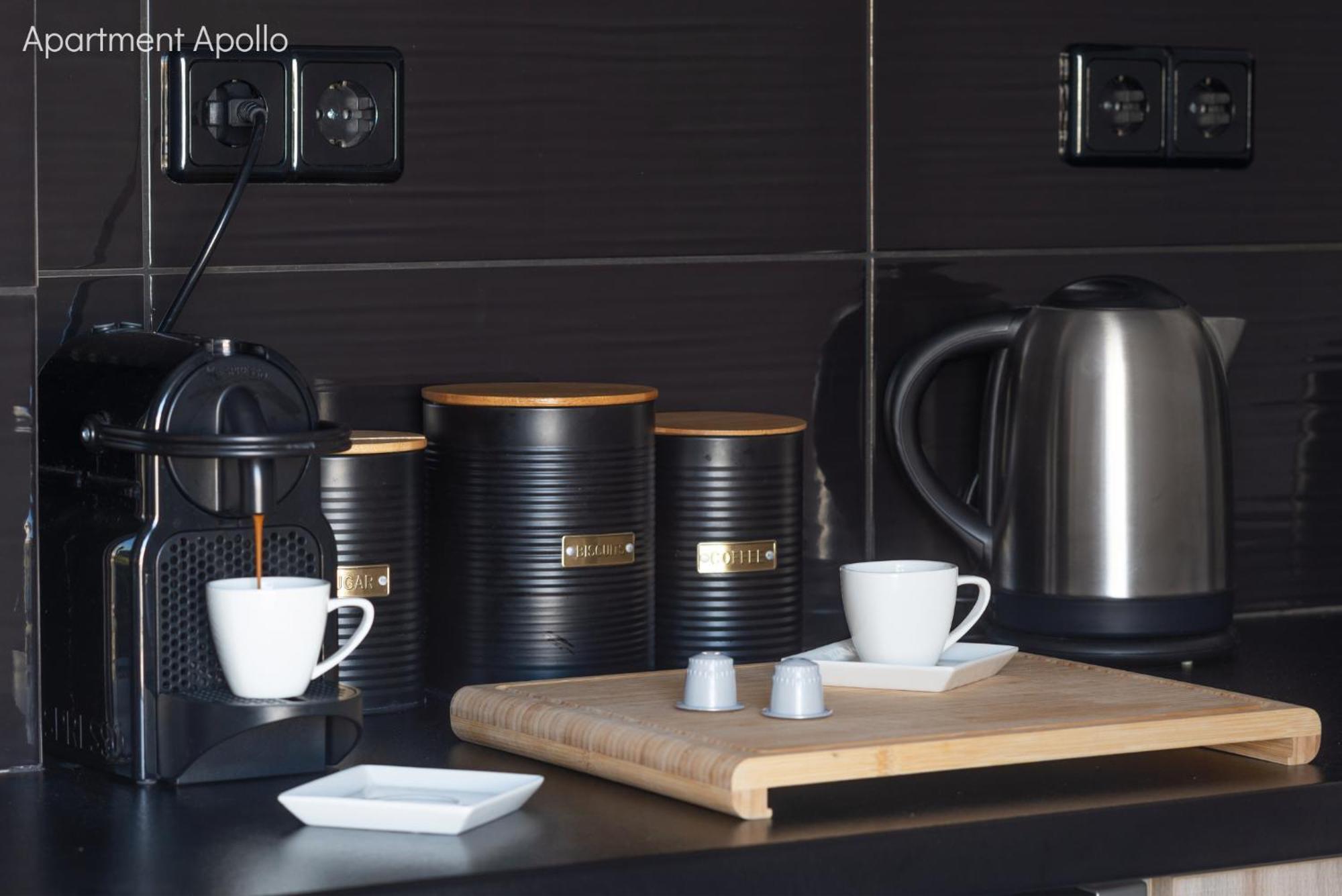 Apollo & Artemis By Heloni Apartments เอเธนส์ ภายนอก รูปภาพ