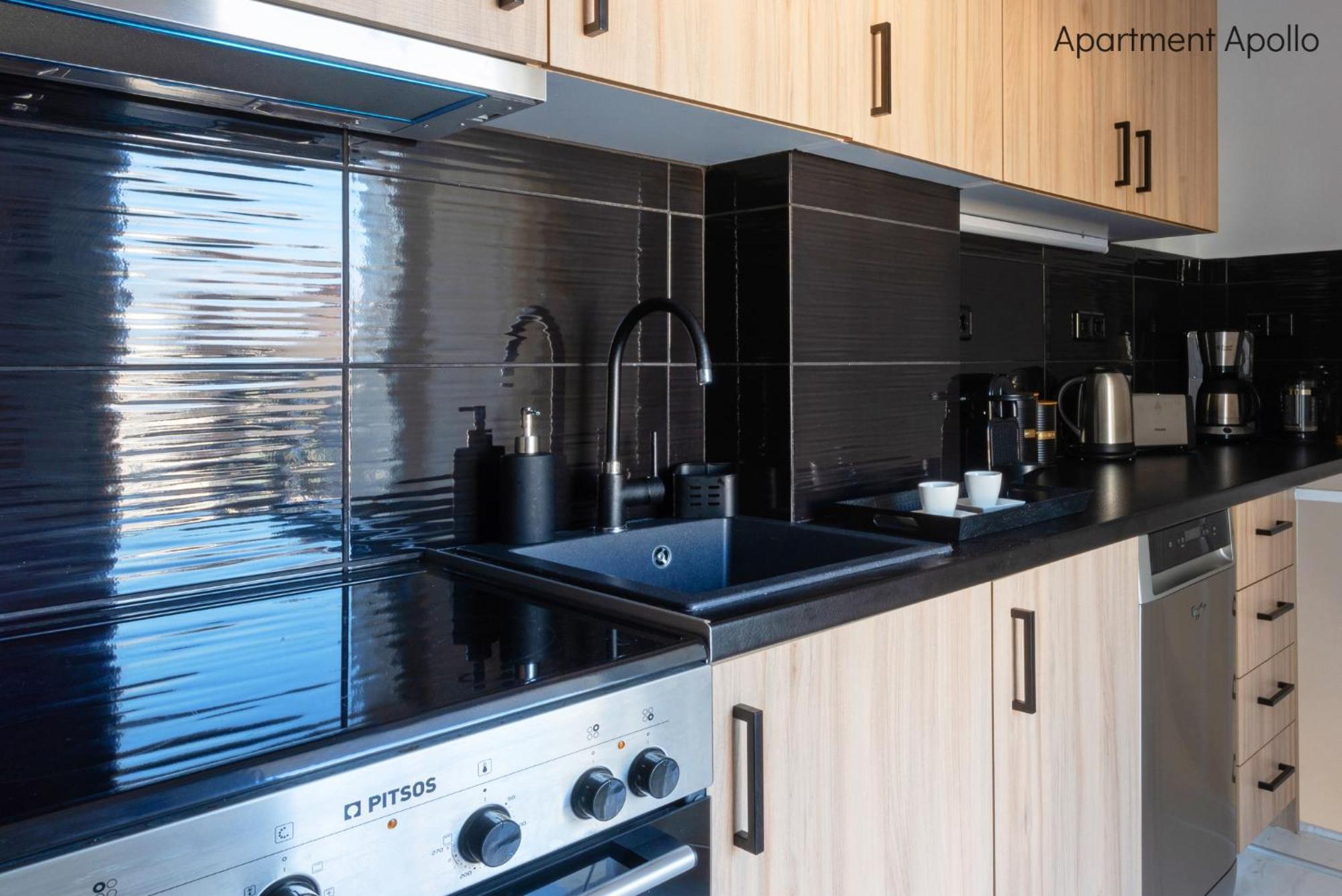 Apollo & Artemis By Heloni Apartments เอเธนส์ ภายนอก รูปภาพ